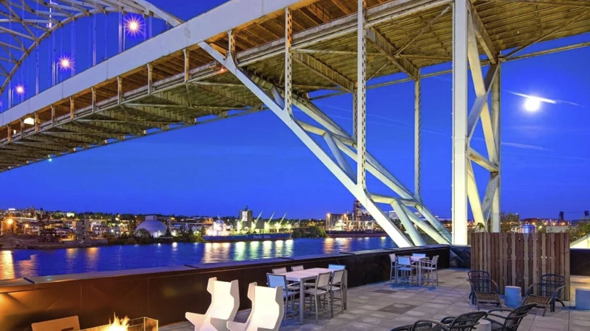 Northwest Portland Apartment | Landing | Spectacular 1BD, Rooftop Lounge, Gym