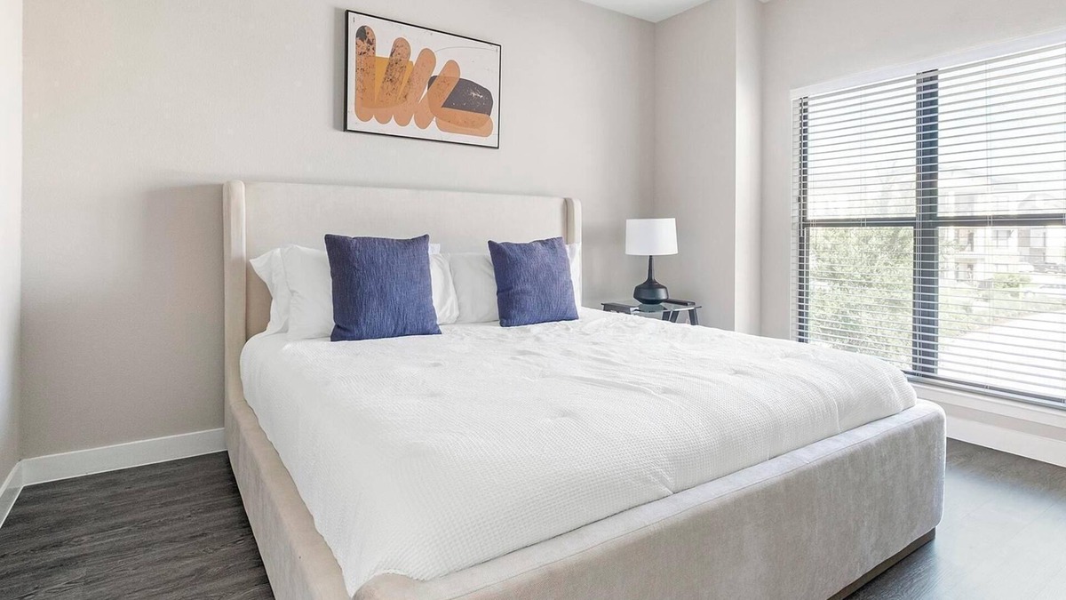 Katy Apartment | Landing | Spectacular 1BD, Clubhouse, Courtyard