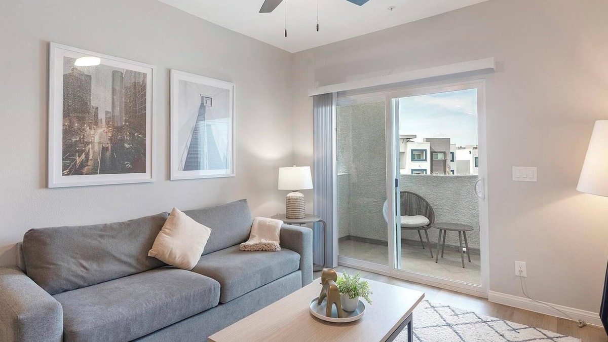 Townsite Apartment | Landing | Spectacular 2BD, Pool, Rooftop Lounge