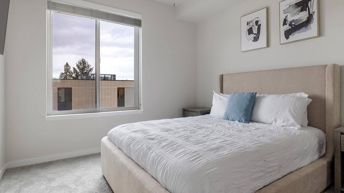 Homestead Apartment | Landing | Spectacular 2BD, Gym