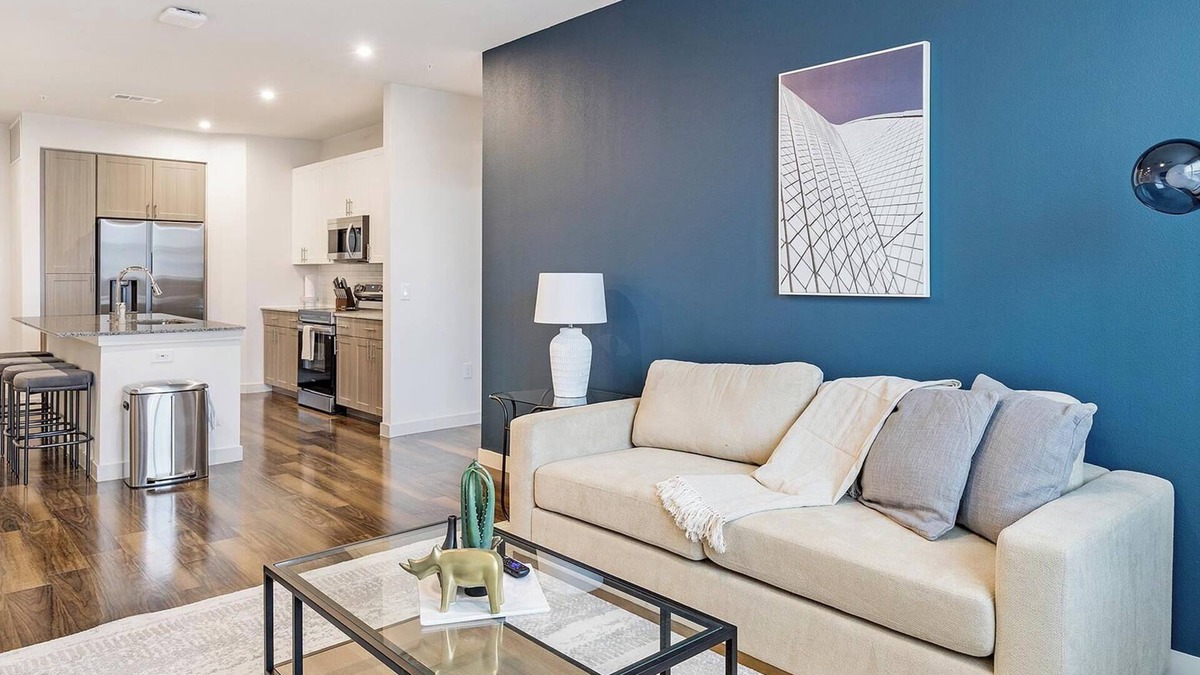 Fate Apartment | Landing | Spectacular 2BD, Clubhouse, Gym