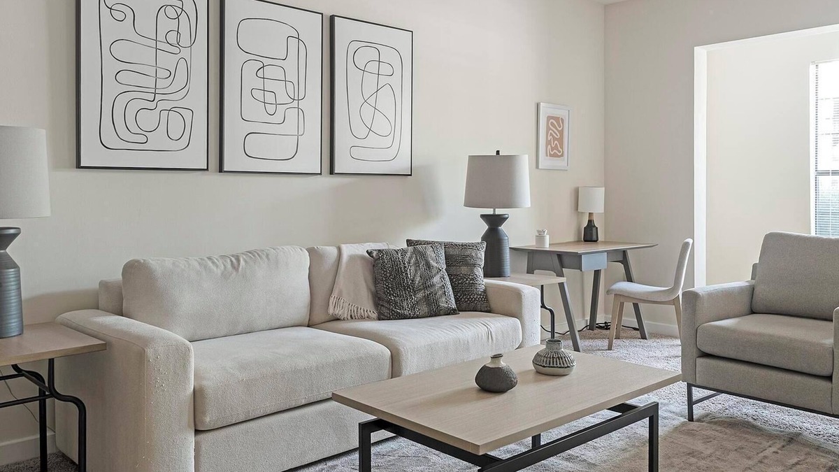 New Pathways Apartment | Landing | Spectacular 2BD, Clubhouse, Gym