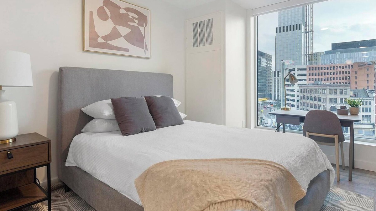 Greektown Historic District Apartment | Landing | Spectacular Studio, Clubhouse, Gym