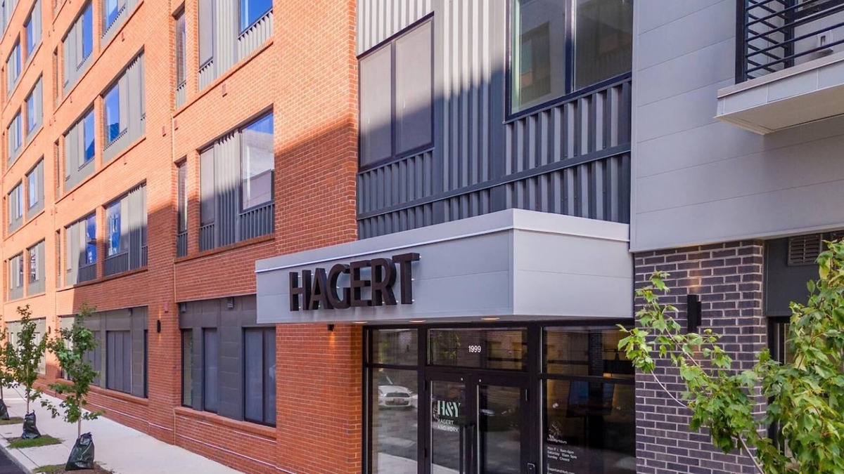 Kensington Apartment | Landing | Stunning 1BD, Clubhouse, Rooftop Lounge