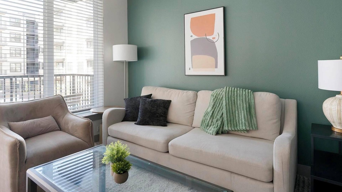 Houston Apartment | Landing | Stunning 1BD, Gym, Courtyard
