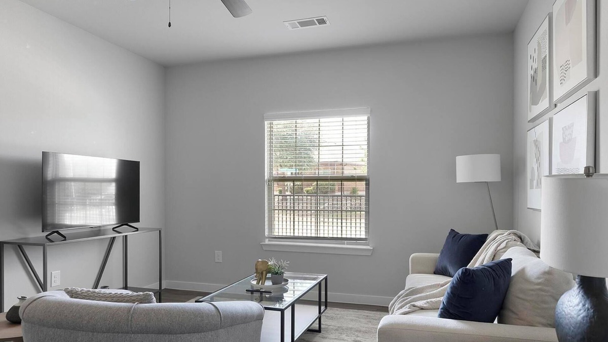 Dallas Apartment | Landing | Stunning 1BD, Pool, Gym