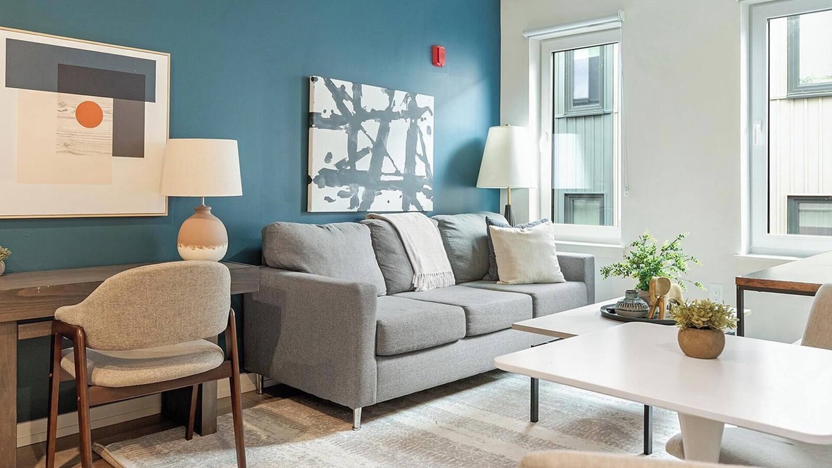 Norris Square Apartment | Landing | Stylish 1BD, Gym