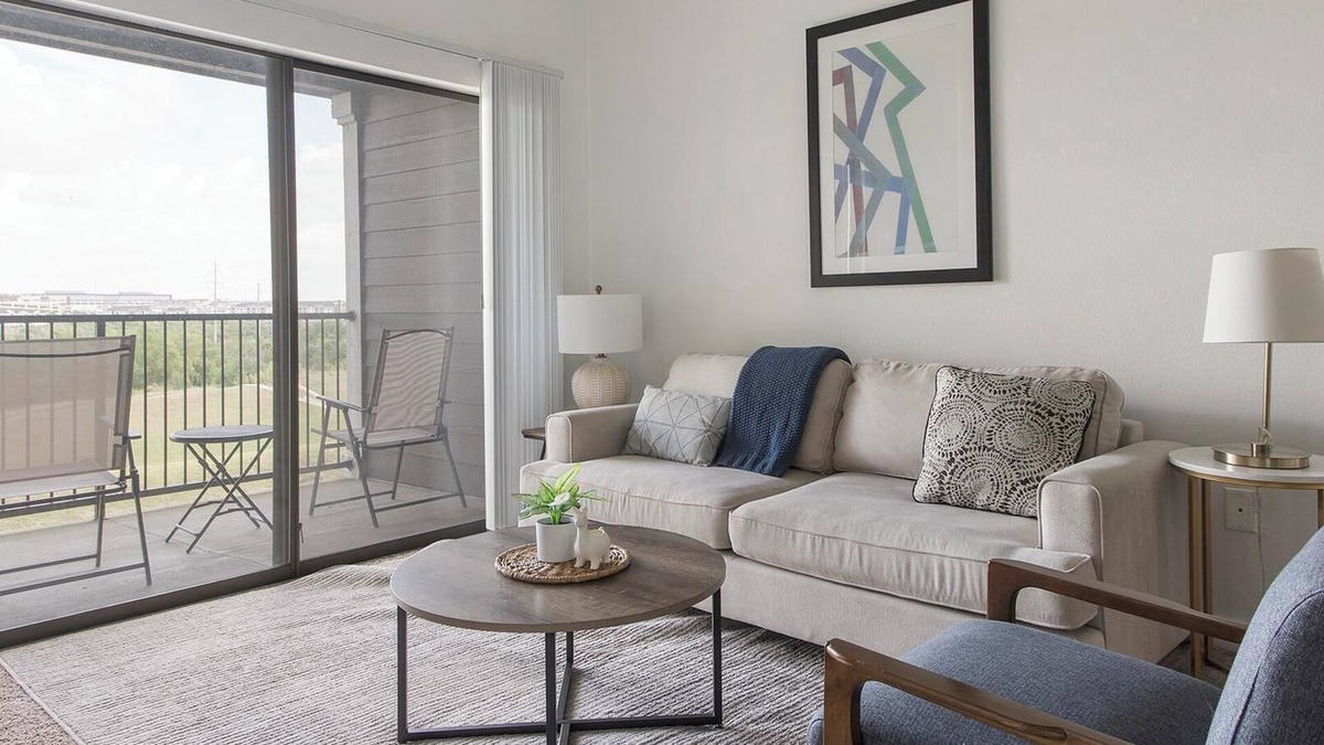 McNeil Apartment | Landing | Stylish 2BD, Clubhouse, Gym