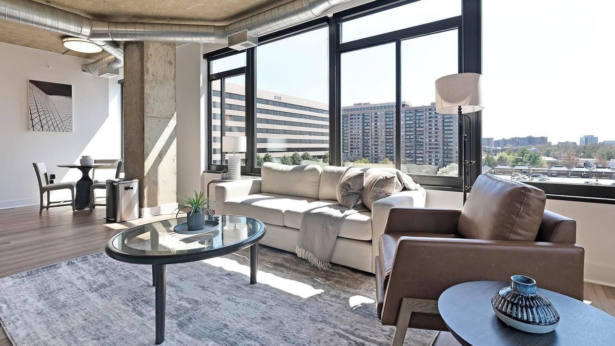 Baileys Crossroads Apartment | Landing | Stylish 2BD, Game Room, Gym