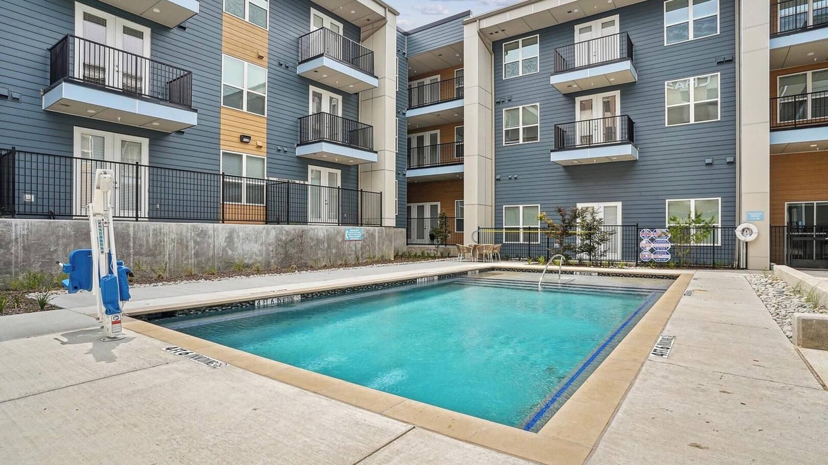 Garland Apartment | Landing | Stylish 2BD, Pool, Clubhouse
