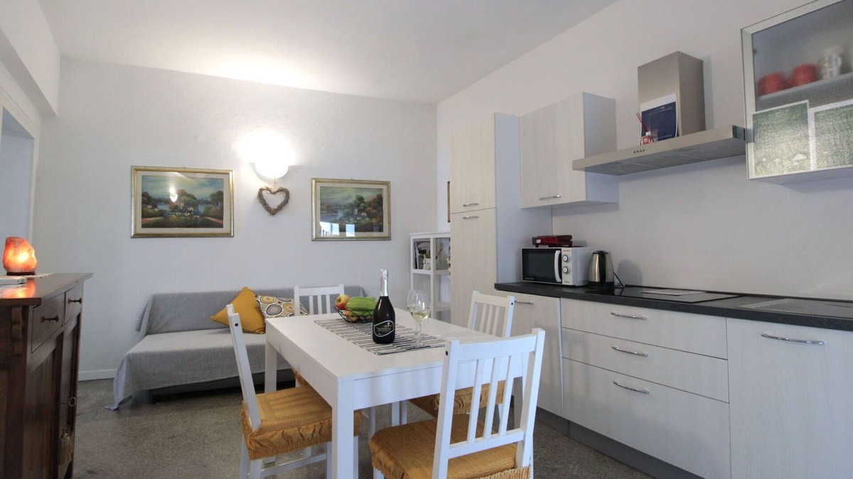 Valdobbiadene Apartment | Landlord La Pieve Apartment, Valdobbiadene