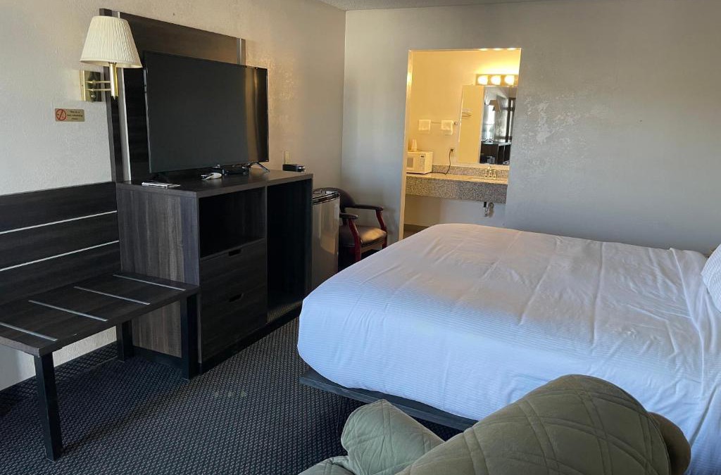 Osawatomie Hotel | Landmark Inn