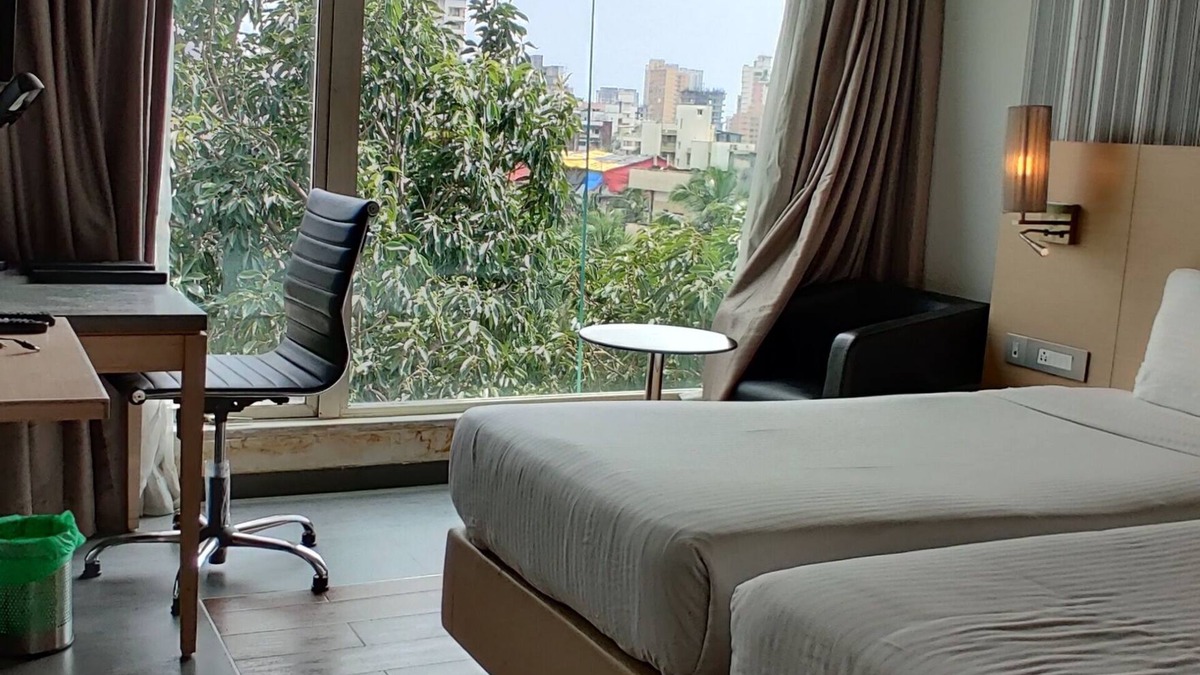 Malad West Hotel | Landmark Residency