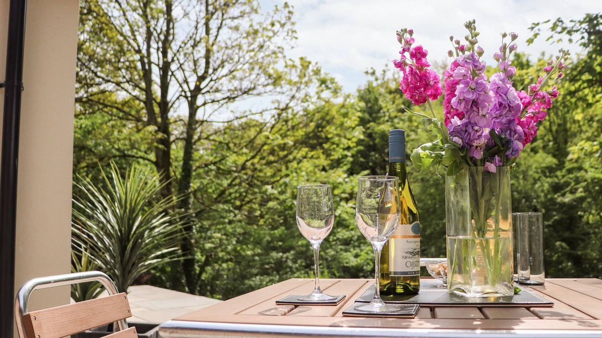Westward Cottage | Lands Brow Lodge