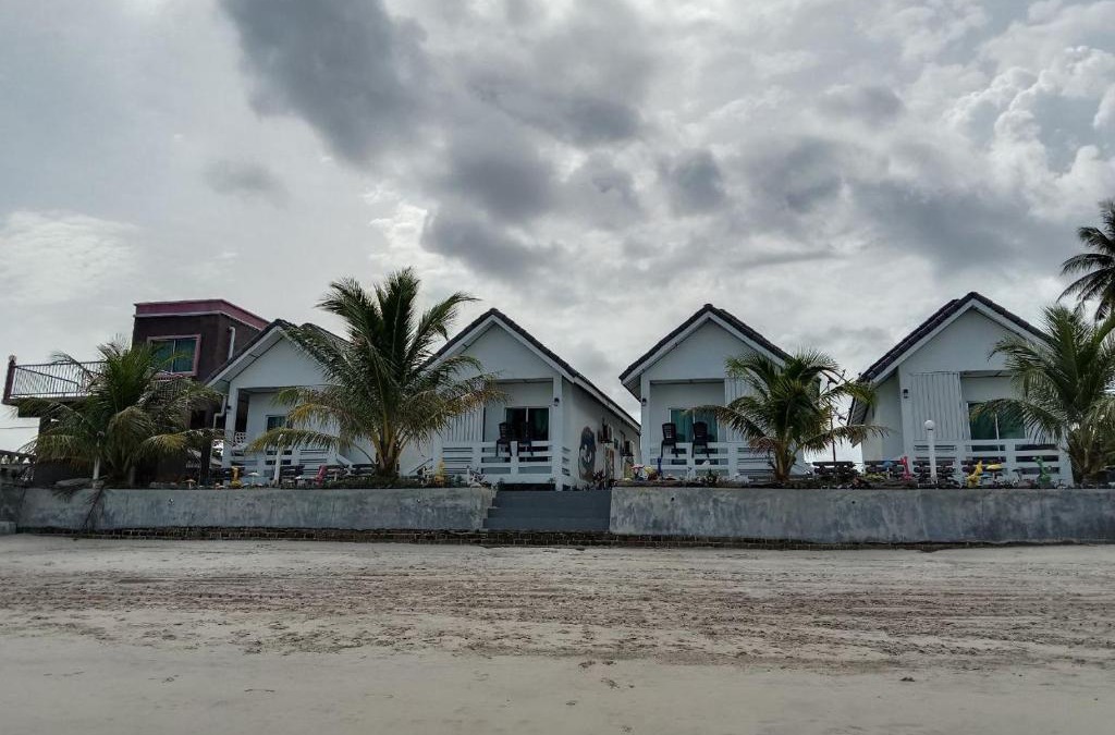 Air Hangat Ski Chalet | Langkawi Primrose