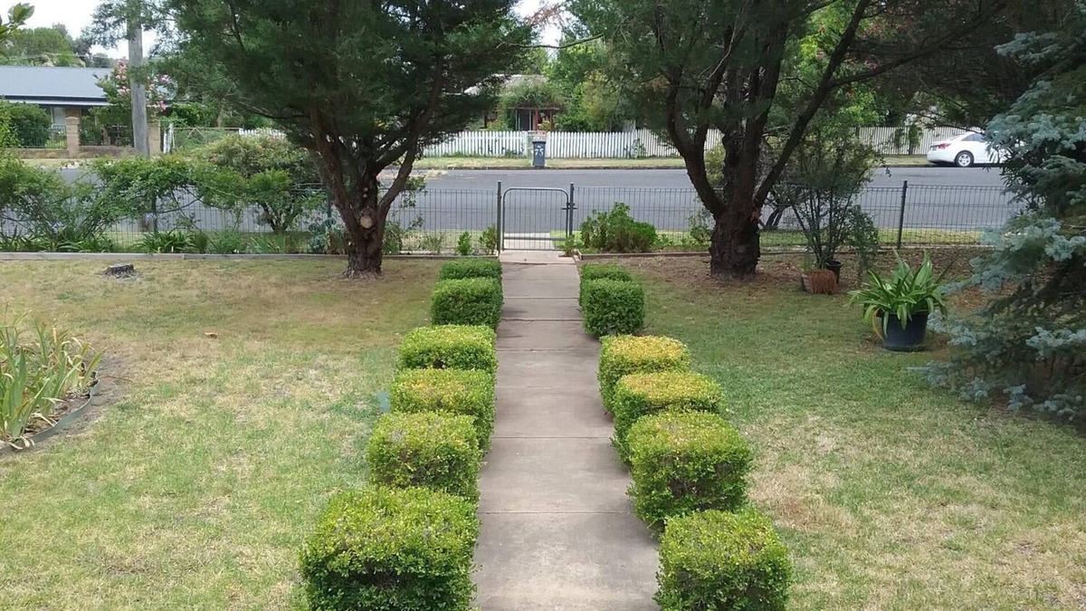 Coonabarabran House | Langley Cottage B & B
