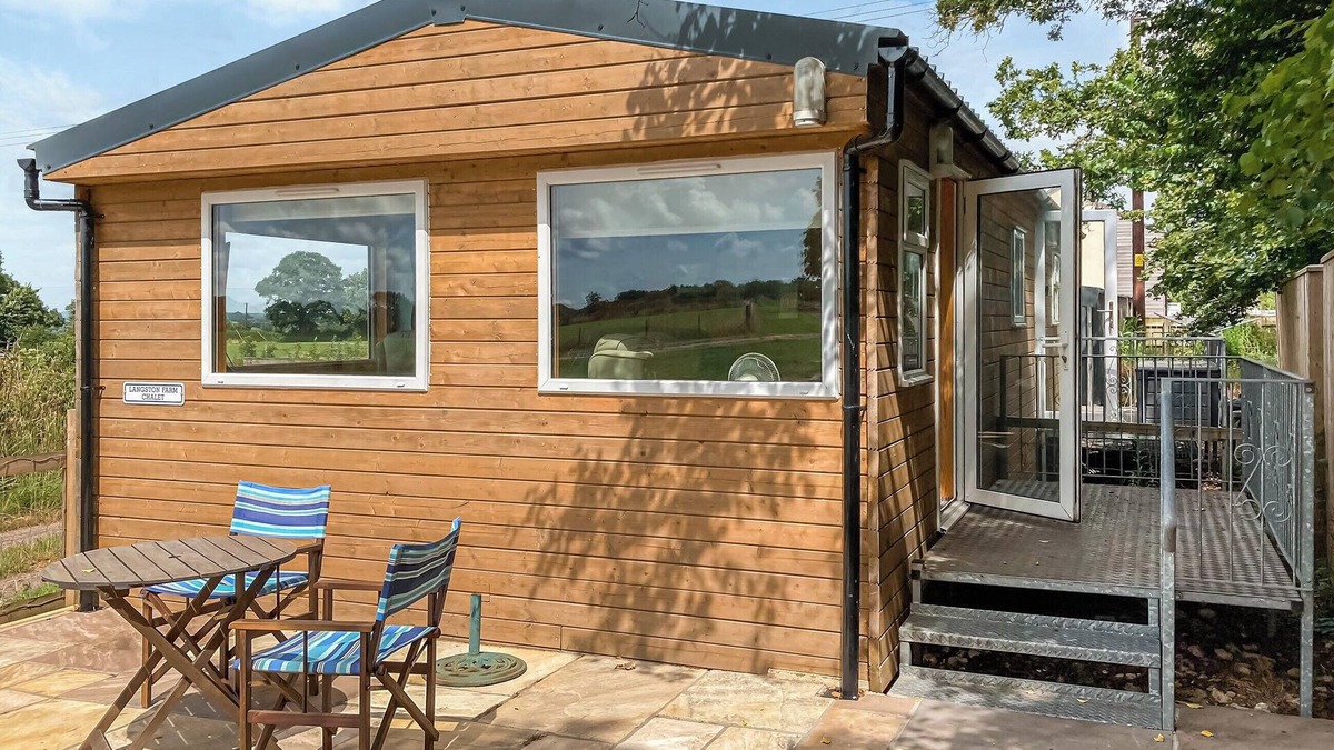 Okeford Fitzpaine Cottage | Langston Farm Chalet