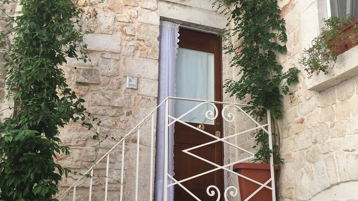 Conversano House | LANOVA-Lovely Stone House Puglia