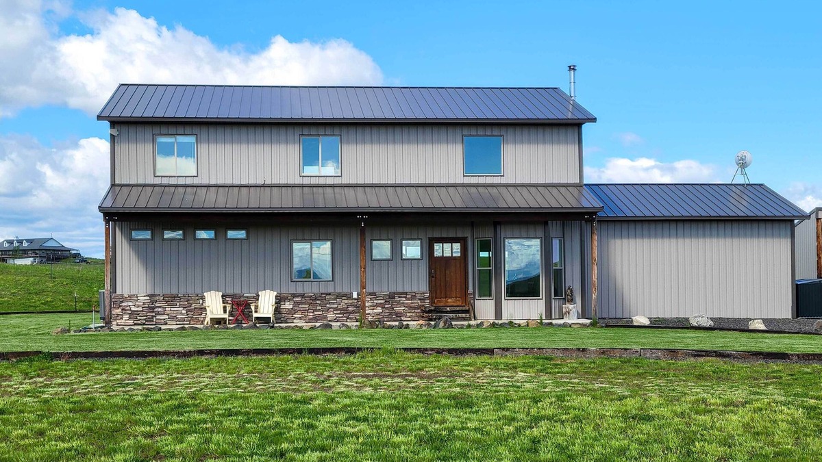 Fenn House | Laptop-Friendly Grangeville Getaway w/Fire Pit!