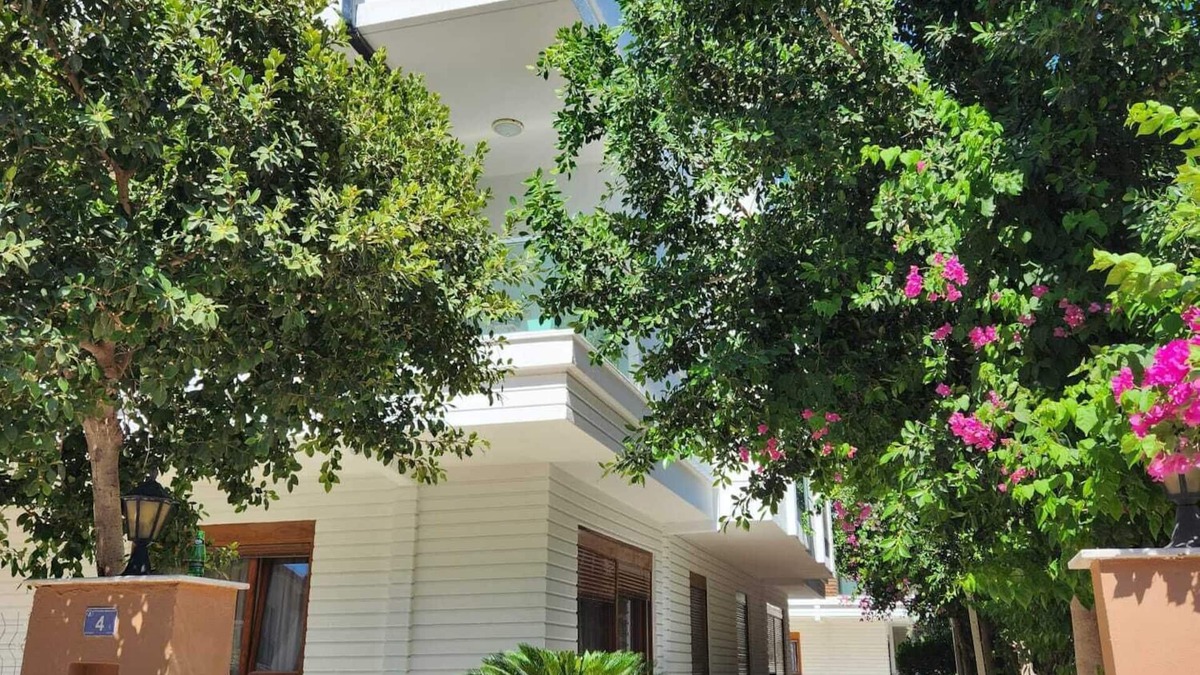 Lara Hotel | Lara Breeze Homes