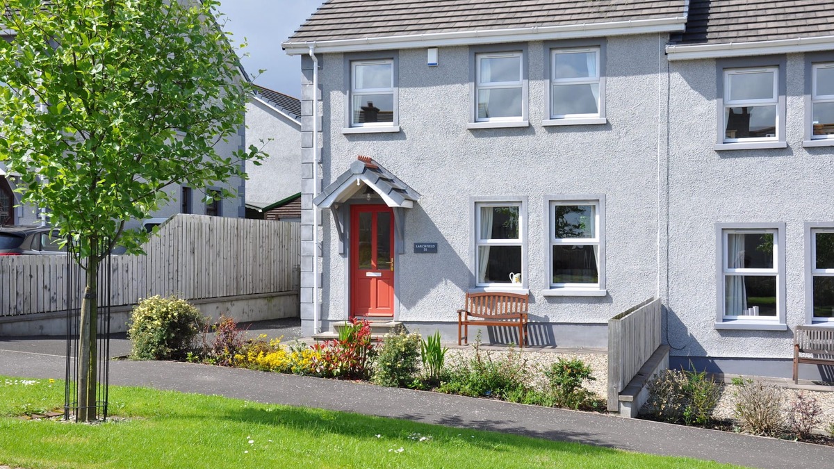 Bushmills Cottage | Larchfield, at the centre of the unique North Antrim Coast