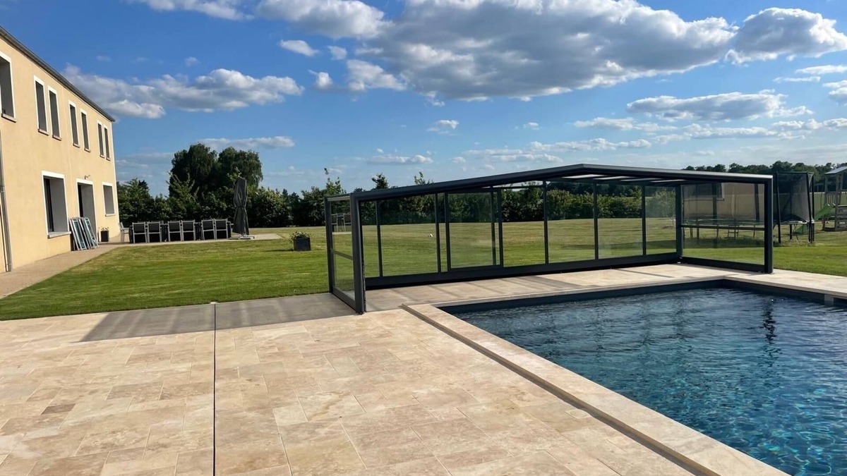 Saint-Cyr-sur-Morin House | Large 15-person gite with swimming pool
