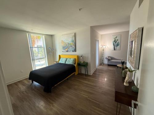 Westlake South Apartment | Large 2BR w Two Balcony's!
