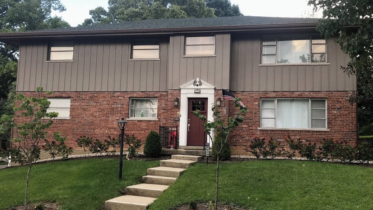 Mount Airy Apartment | Large 3 BR On Quiet Street. Perfect For Families!