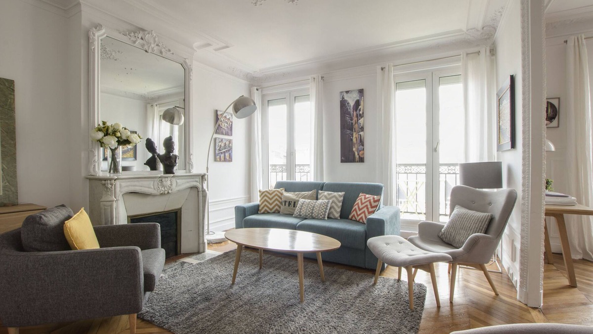 8th Arrondissement Apartment | Large 3-room apartment Miromesnil - Elysées - Etoile