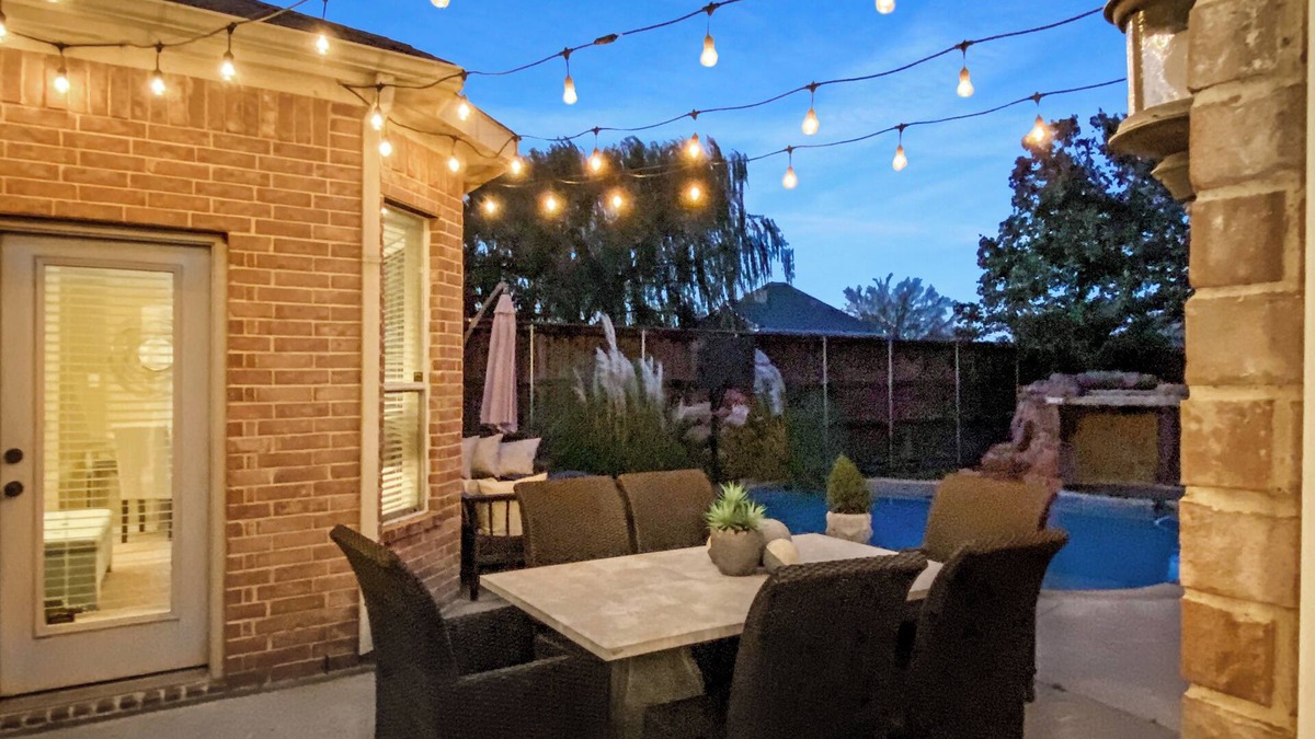 The Colony House | Large 4 Bed/3 Bath House Near All, The Colony - Frisco, Pool, Hot Tub Sleep 1-12