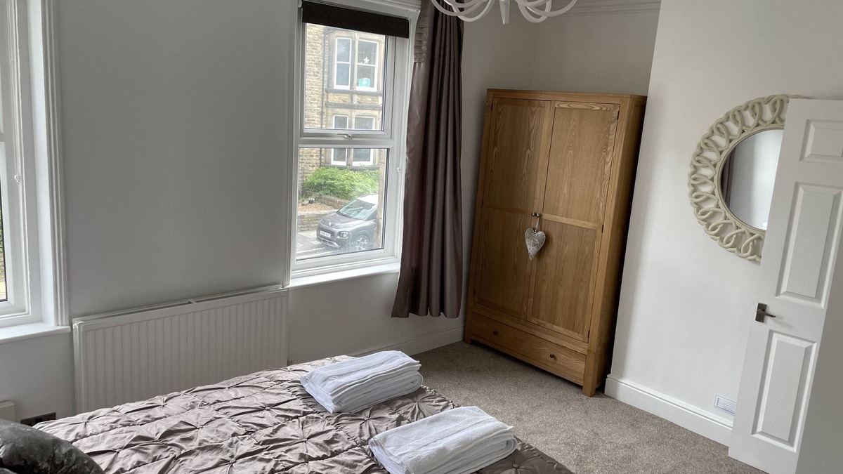 Harrogate House | Large 4 bedroom house in Harrogate town centre