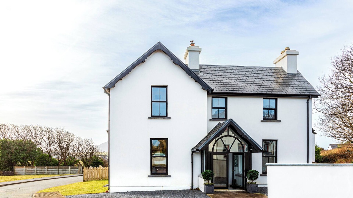 Waterville House | Large 4 Bedroom House in Waterville, Ring of Kerry on the Wild Atlantic Way