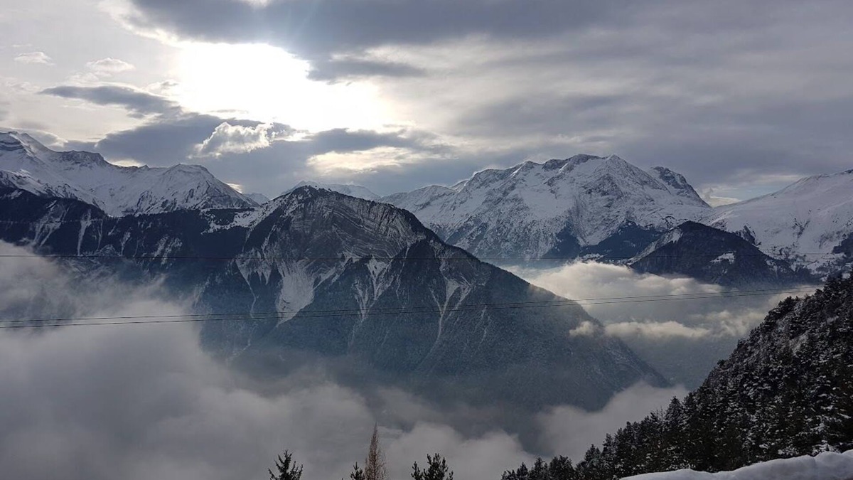 Cognet Apartment | Large 4-person studio with balcony at the foot of the slopes