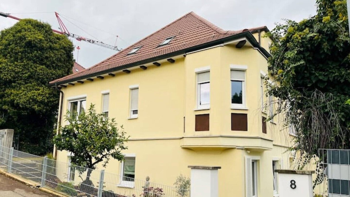 Ebersbach an der Fils Apartment | Large 4 room apartment in a small villa, 110sqm