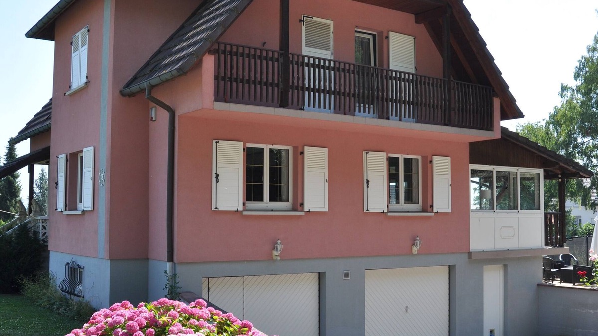 Bartenheim House | Large 5-bedroom villa with garden and pool.