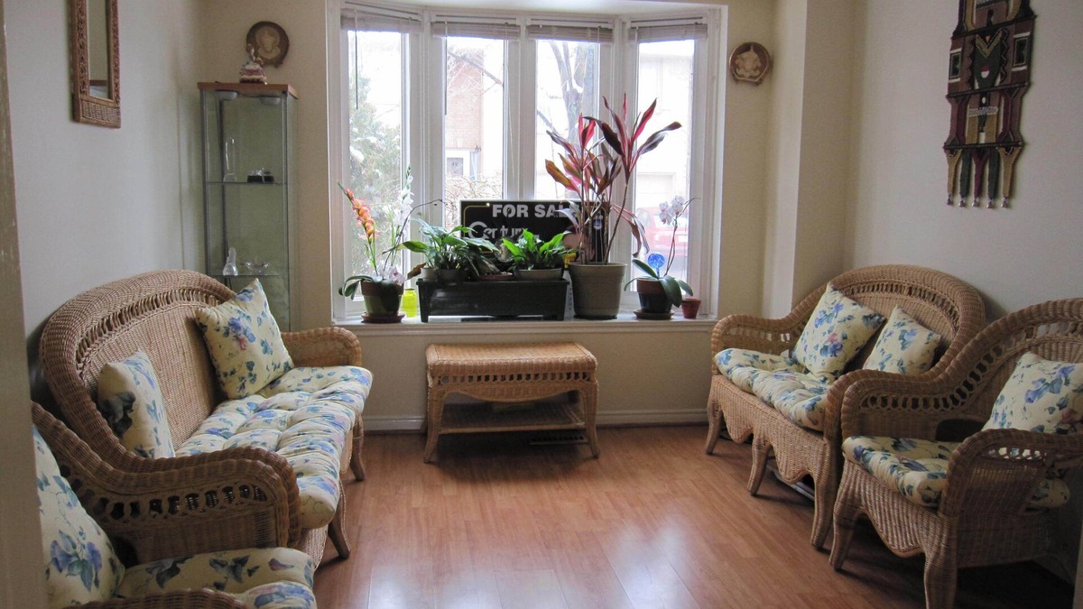 East Credit House | Large Airy Room Ensuite Vegetarian Only