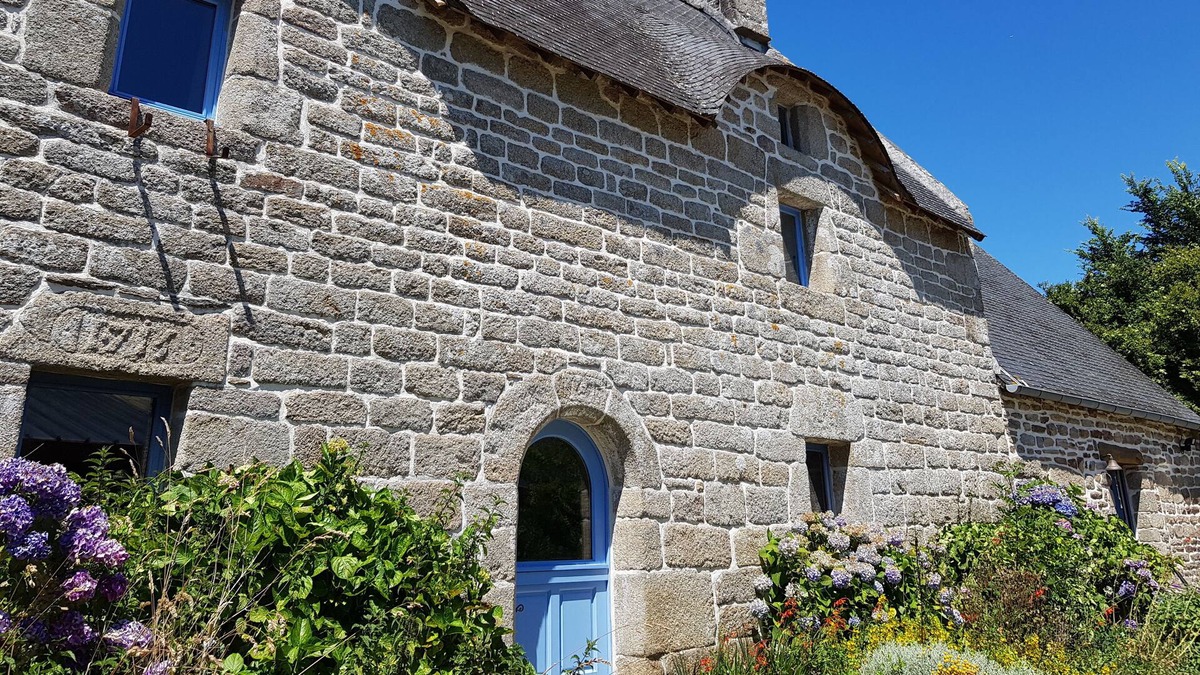 Riec-sur-Belon House | Large and beautiful 17th century house, 10 minutes from the beach by car