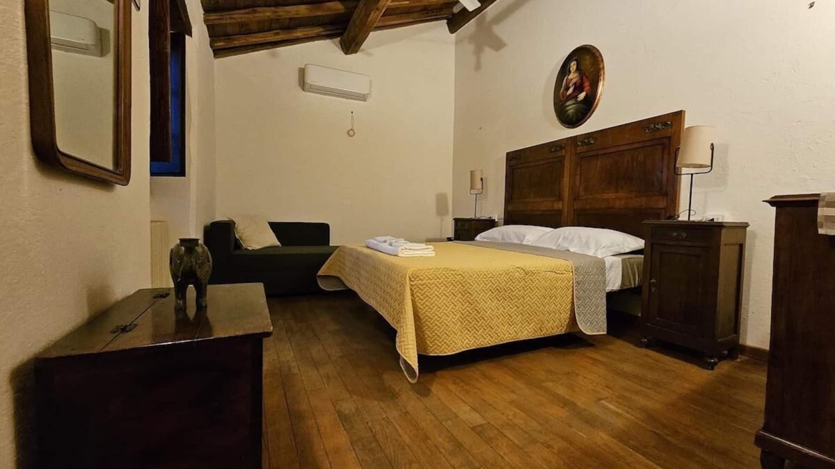 Castel d'Arno Apartment | Large and beautiful apartment with a view in a farmhouse with swimming pool, sleeps 9