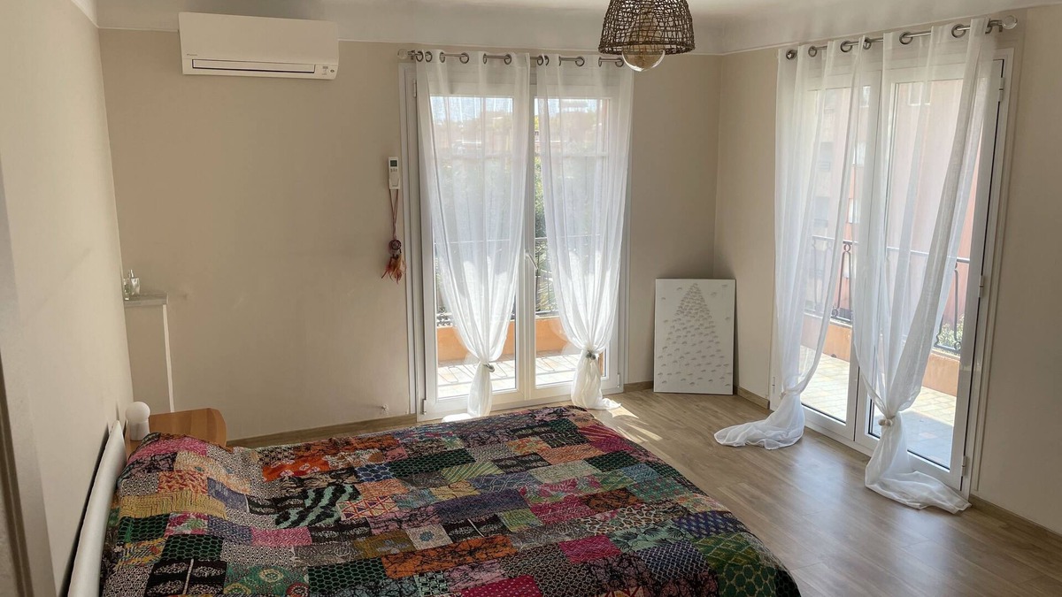 Roquebrune-Cap-Martin Apartment | Large apartment close to the sea