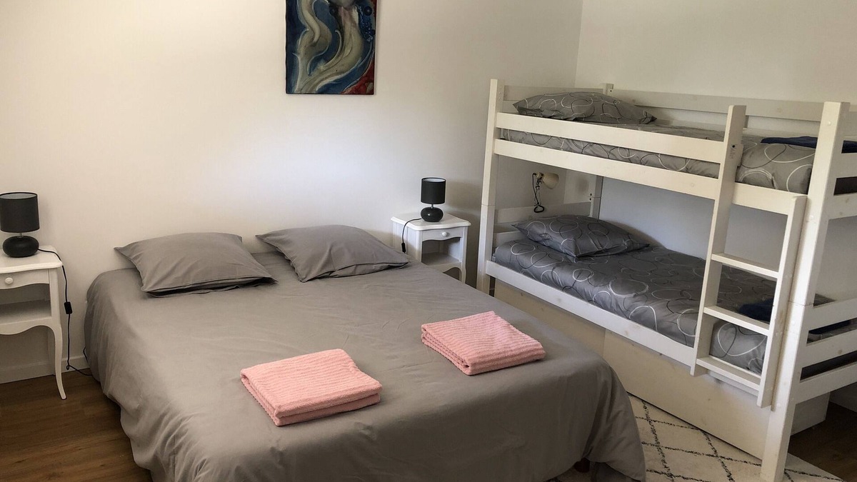 Durbans Apartment | Large apartment above the stables open all year round