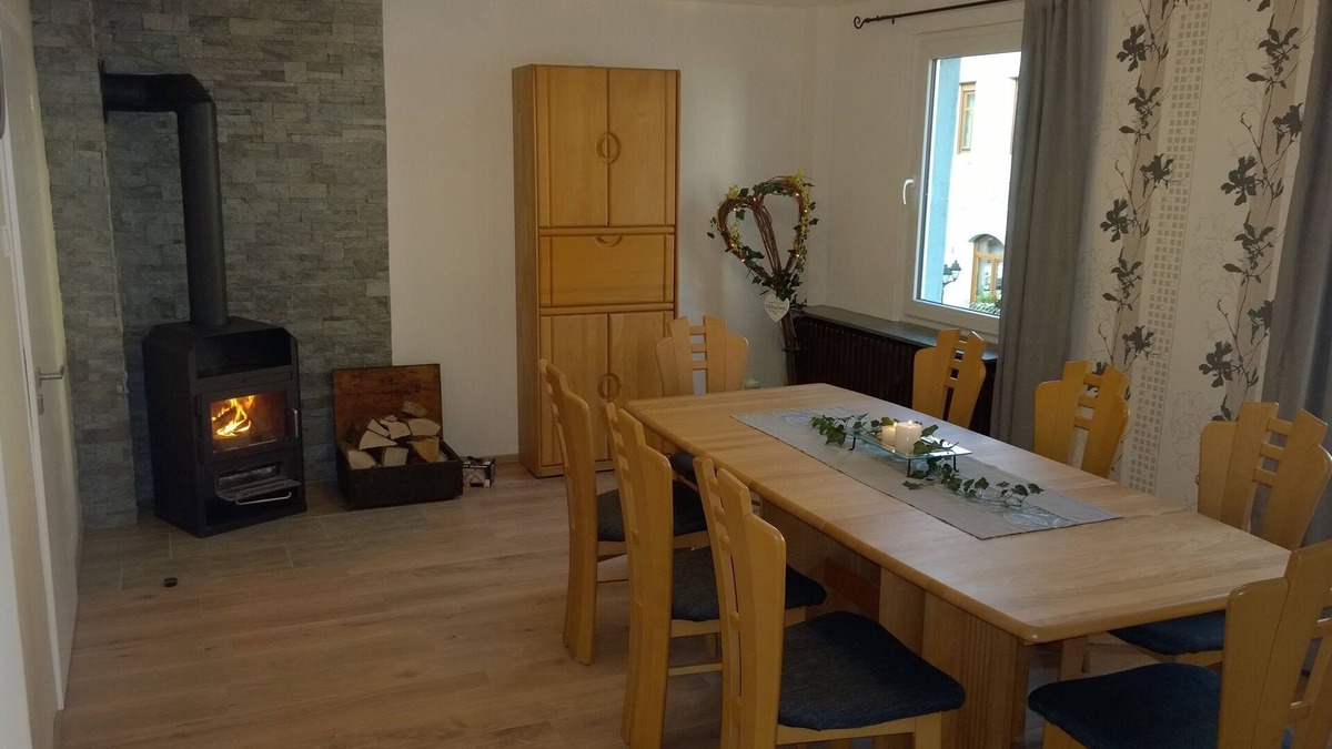 Birresborn Apartment | Large apartment for 10 people, with sauna, on the Kylltal bike path