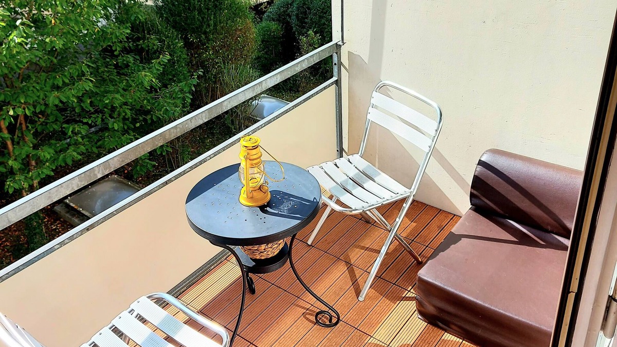 Mattenhof-Weissenbuhl Condo | Large Apartment in Bern City center