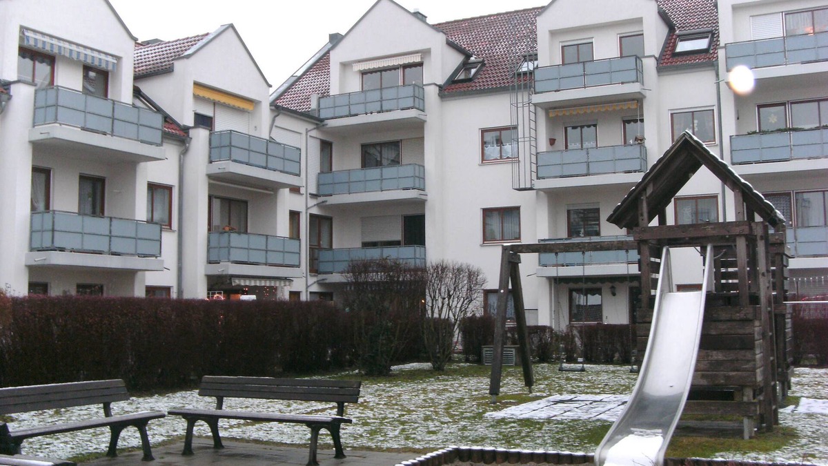 Koenigsbrunn Condo | Large apartment in Koenigsbrunn on the city limits of Augsburg 4 rooms/100 sqm.