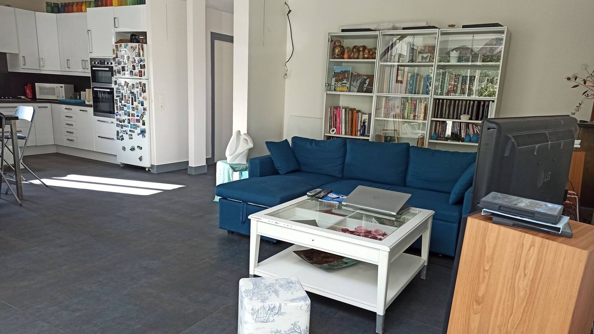 Bois-le-Roi Apartment | Large apartment in small condominium