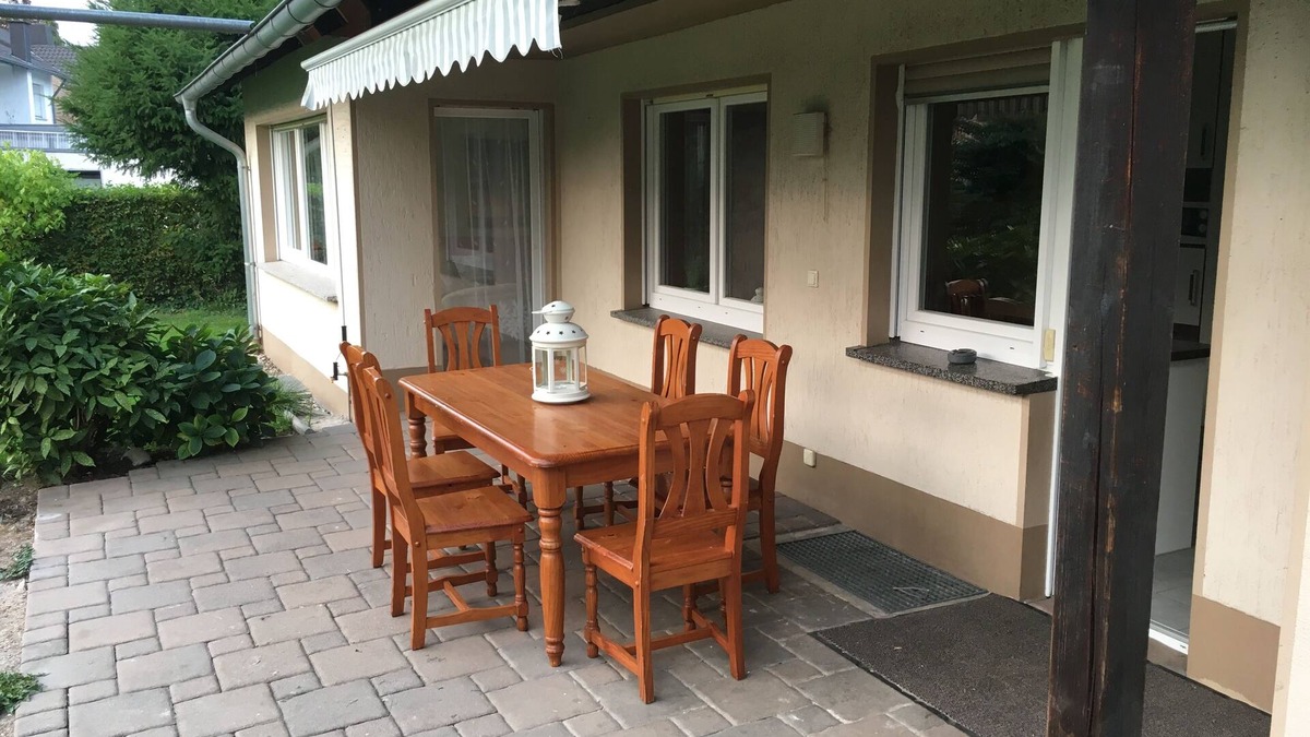 Bergheim House | Large apartment near Bonn/Cologne, nature & city, WLAN, terrace, parking lot