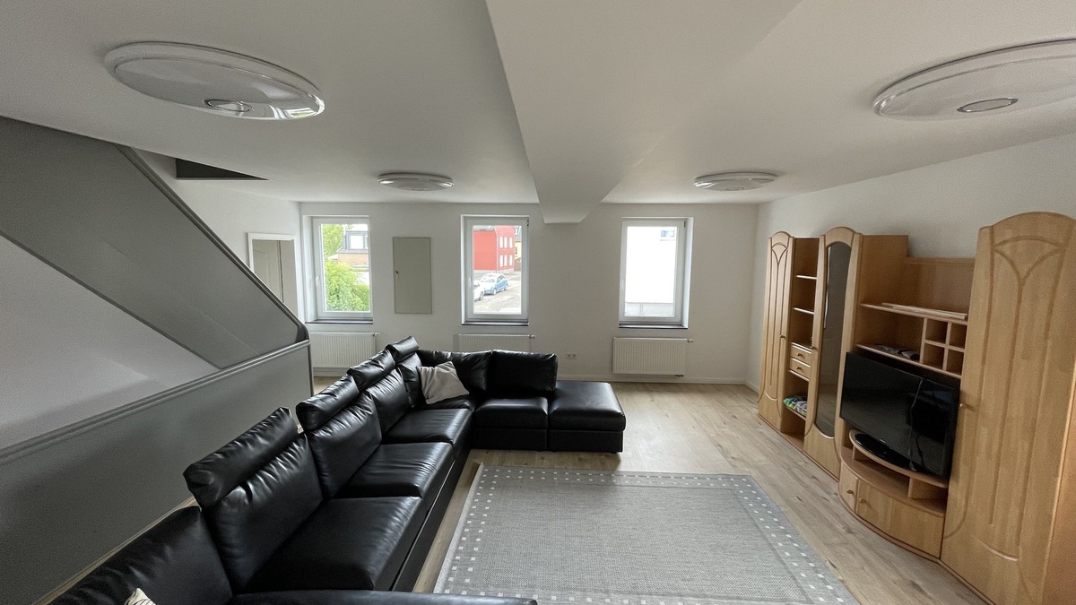 Kohlscheid House | Large apartment with its own entrance in a 2-family house right next to the nature reserve