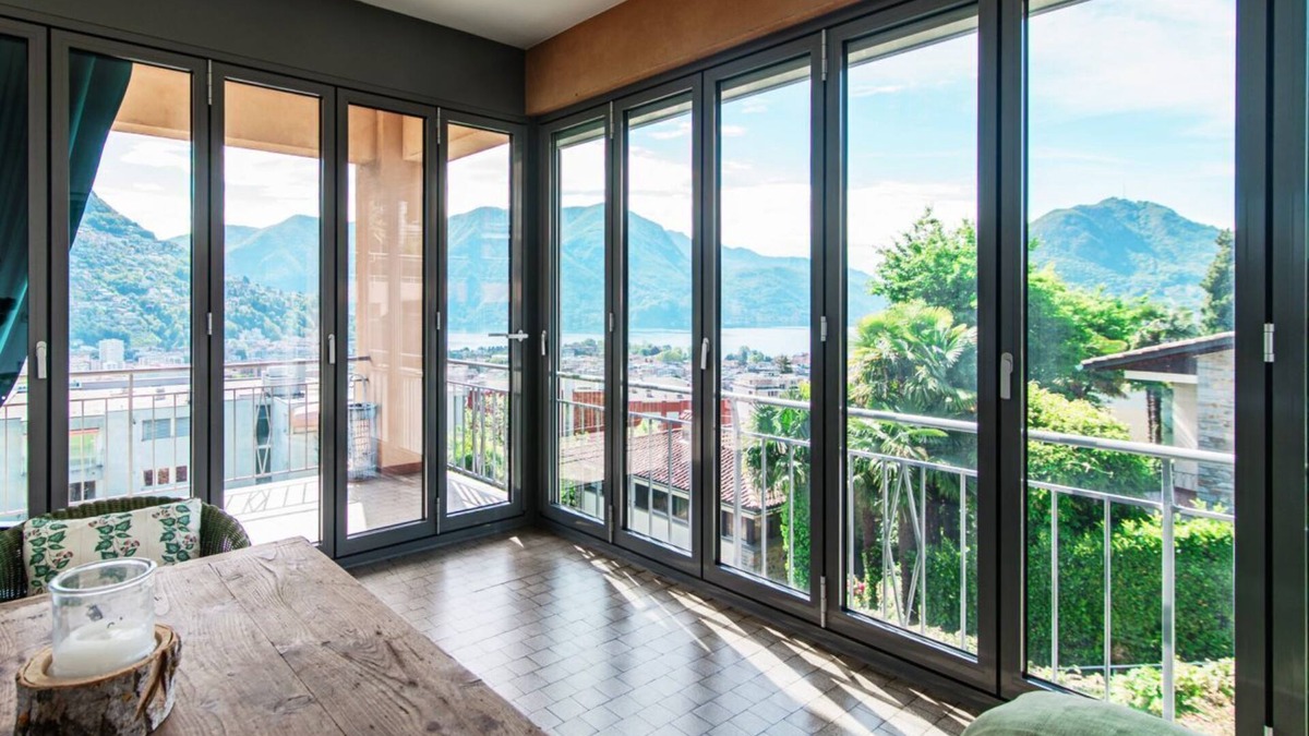 Massagno Apartment | Large apartment with lake view terrace (Miravalle Lakeview)
