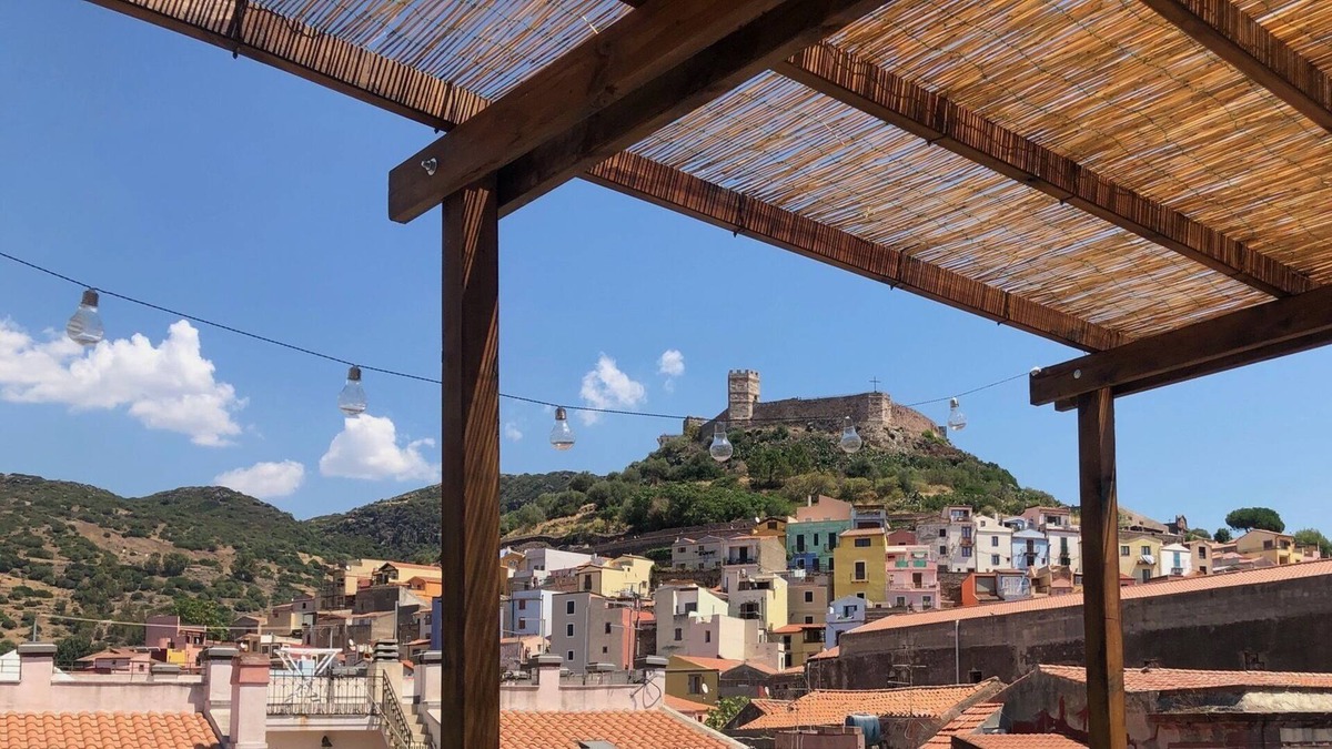 Bosa Historic Centre Apartment | Large, authentic 2-bed apartment, Panoramic views