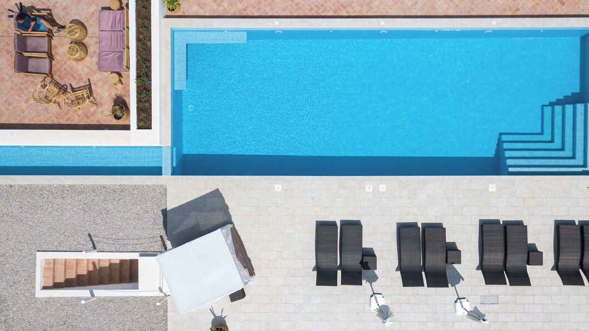 Poco Partido Villa | Large boutique villa with 6 ensuite rooms & heated pool