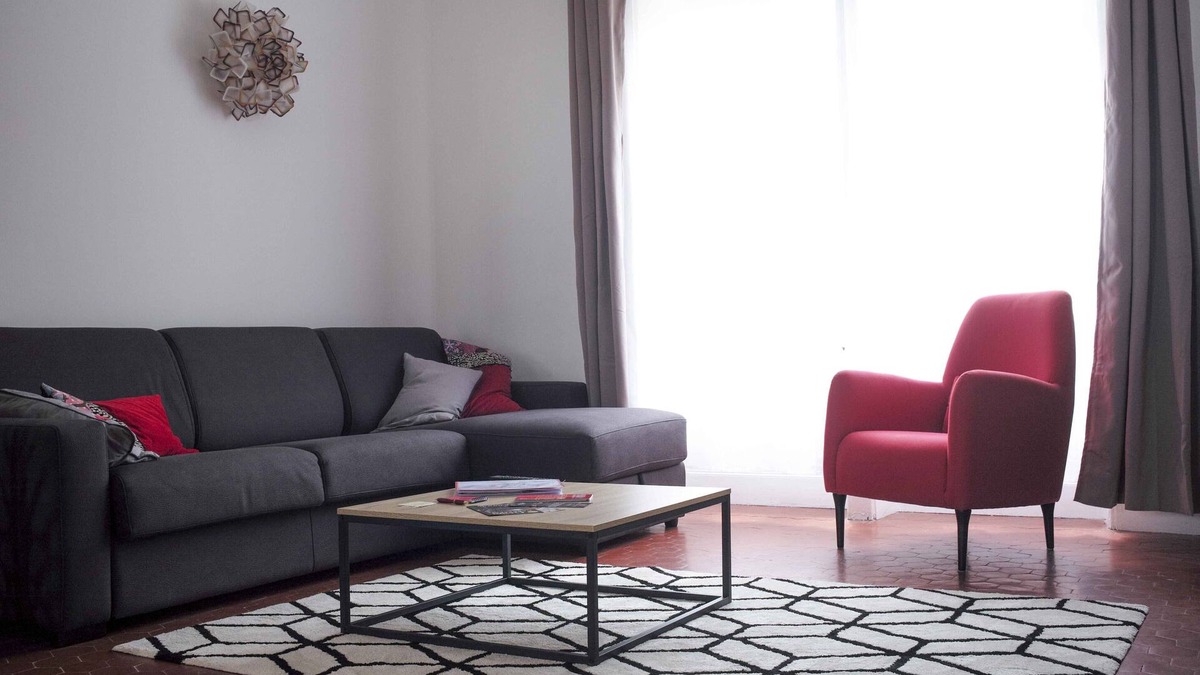 Convention Apartment | Large, bright apartment with terrace in a prime location